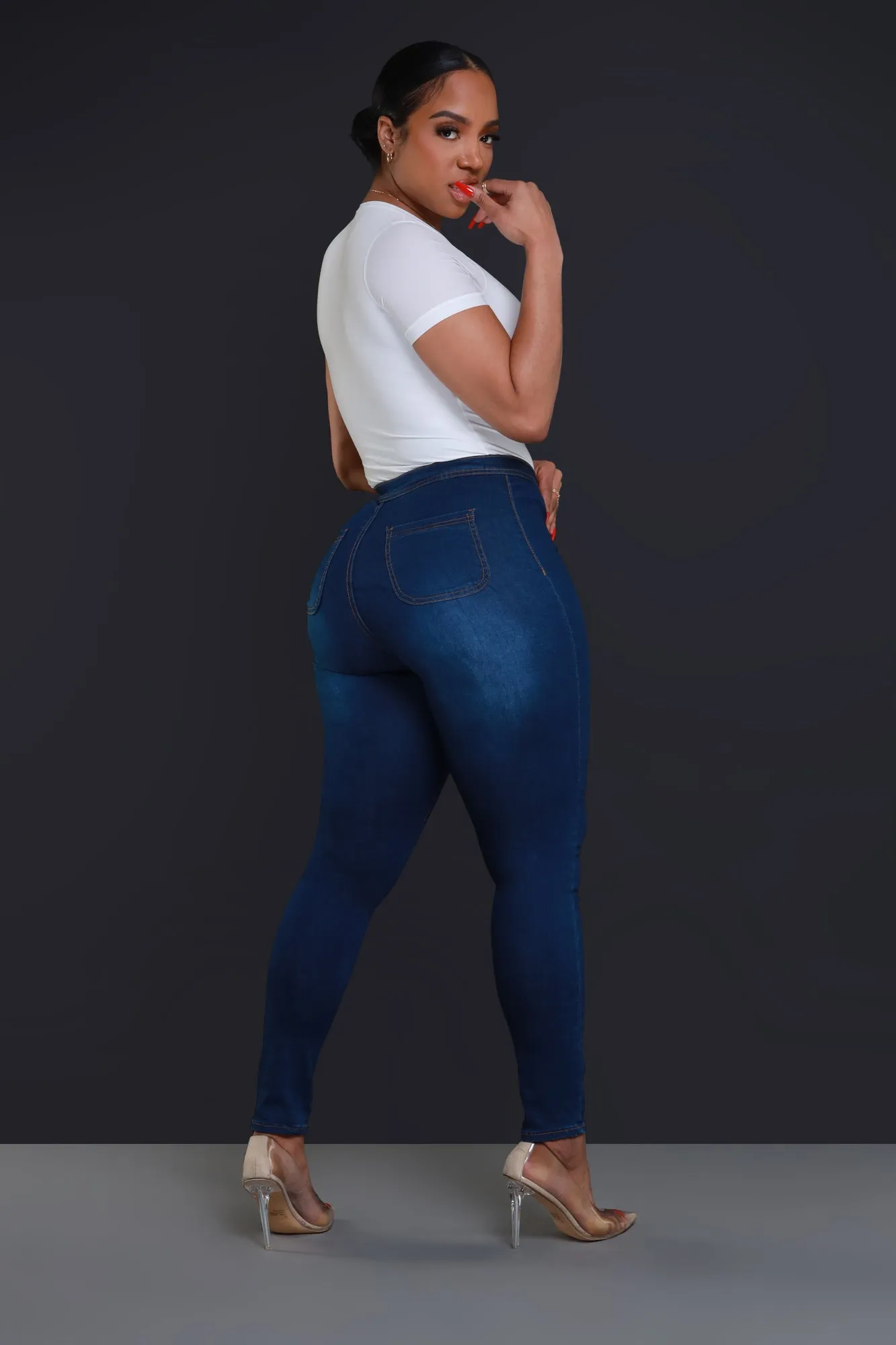 $15.99 Super Swank High Waist Stretchy Jeans - Medium Wash Denim
