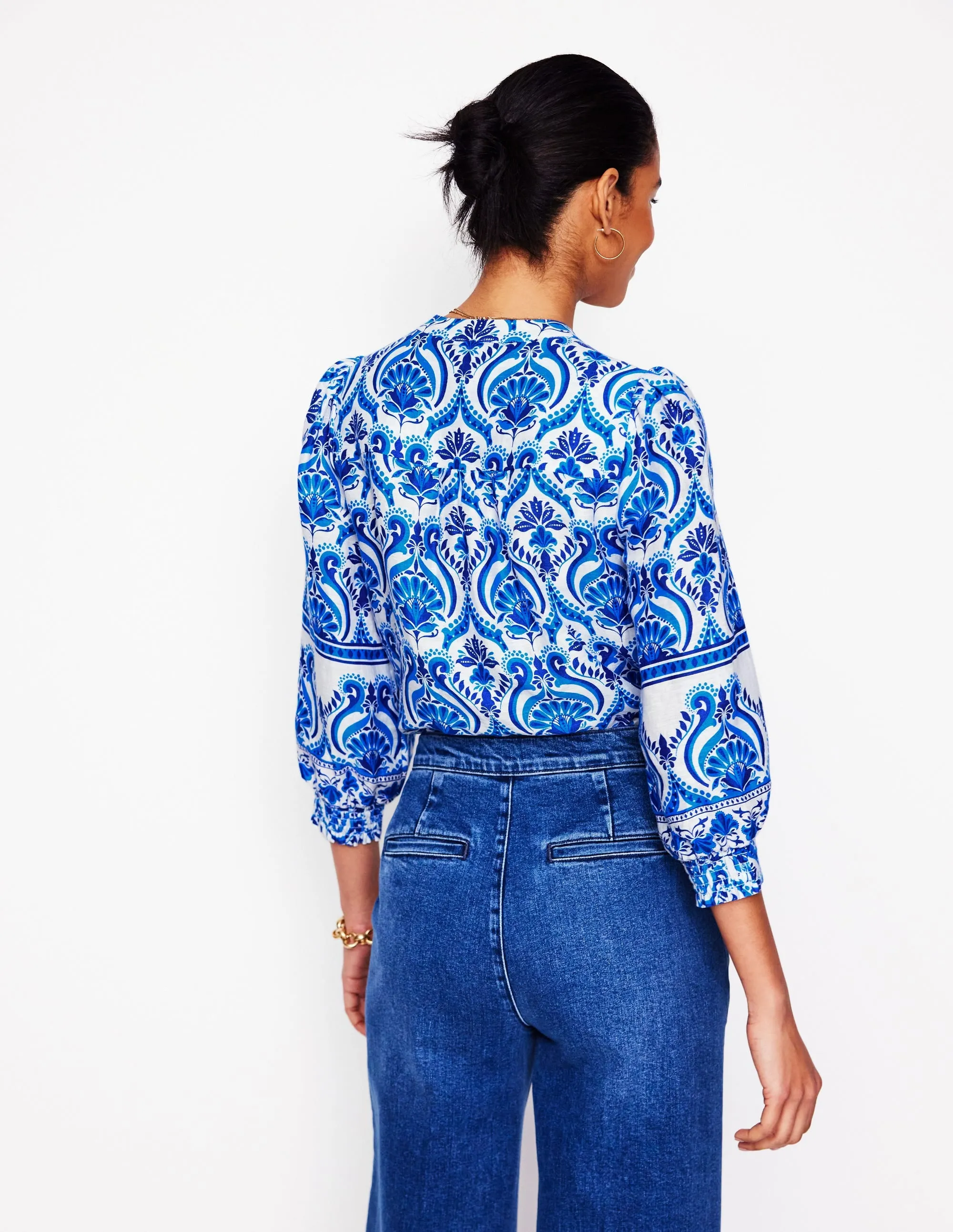 Alicia Linen Top-Blue, Ornamental Floral