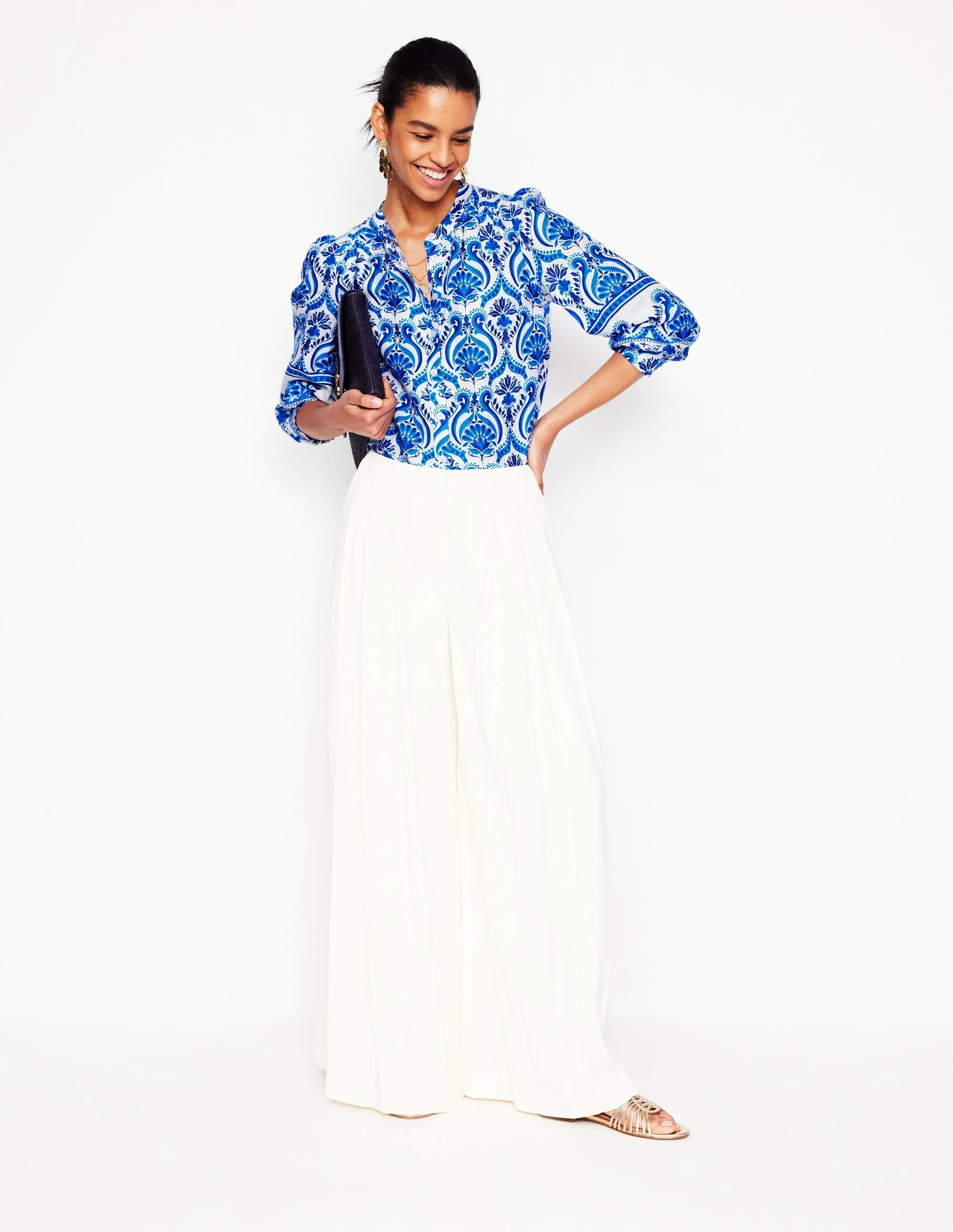 Alicia Linen Top-Blue, Ornamental Floral