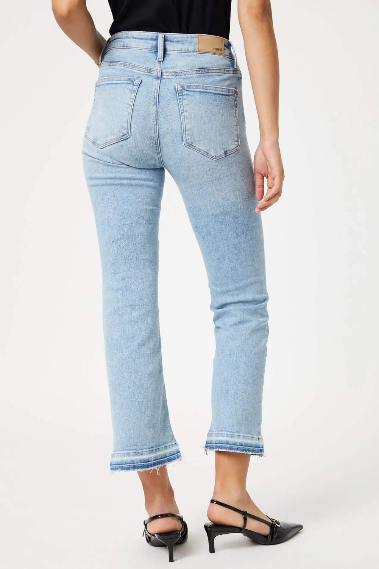 Anika Crop Flare