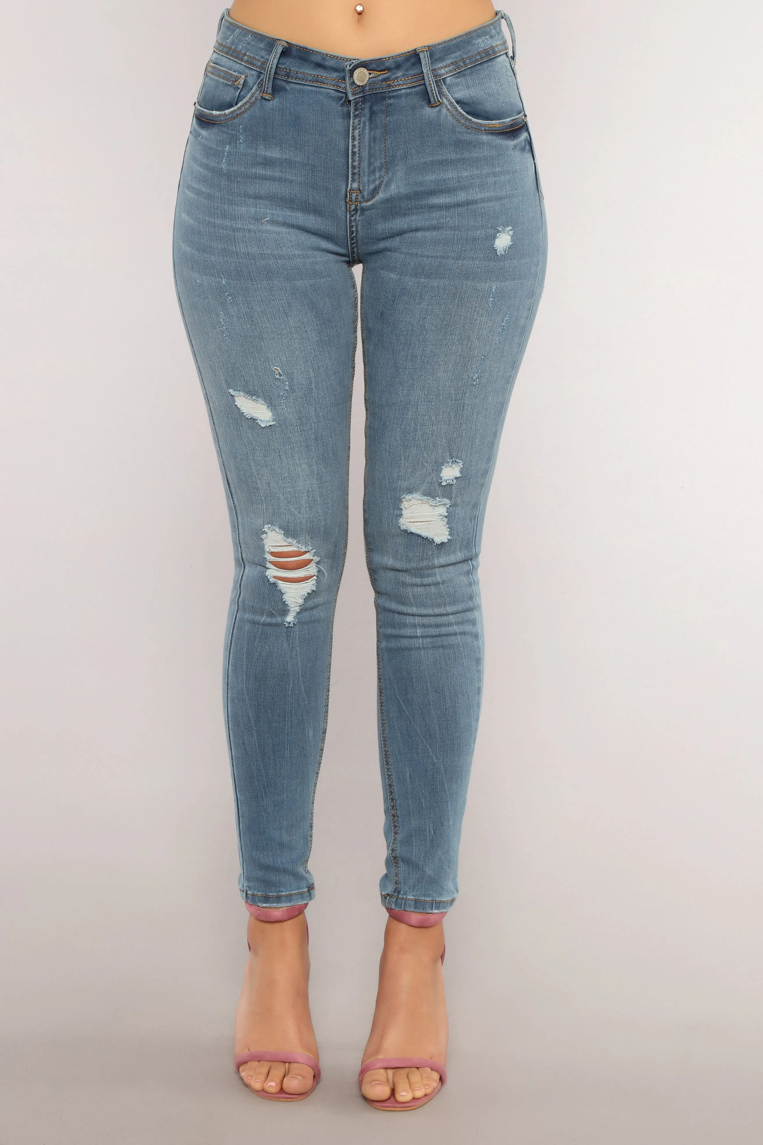 Appletini Ankle Jeans - Light Blue Wash