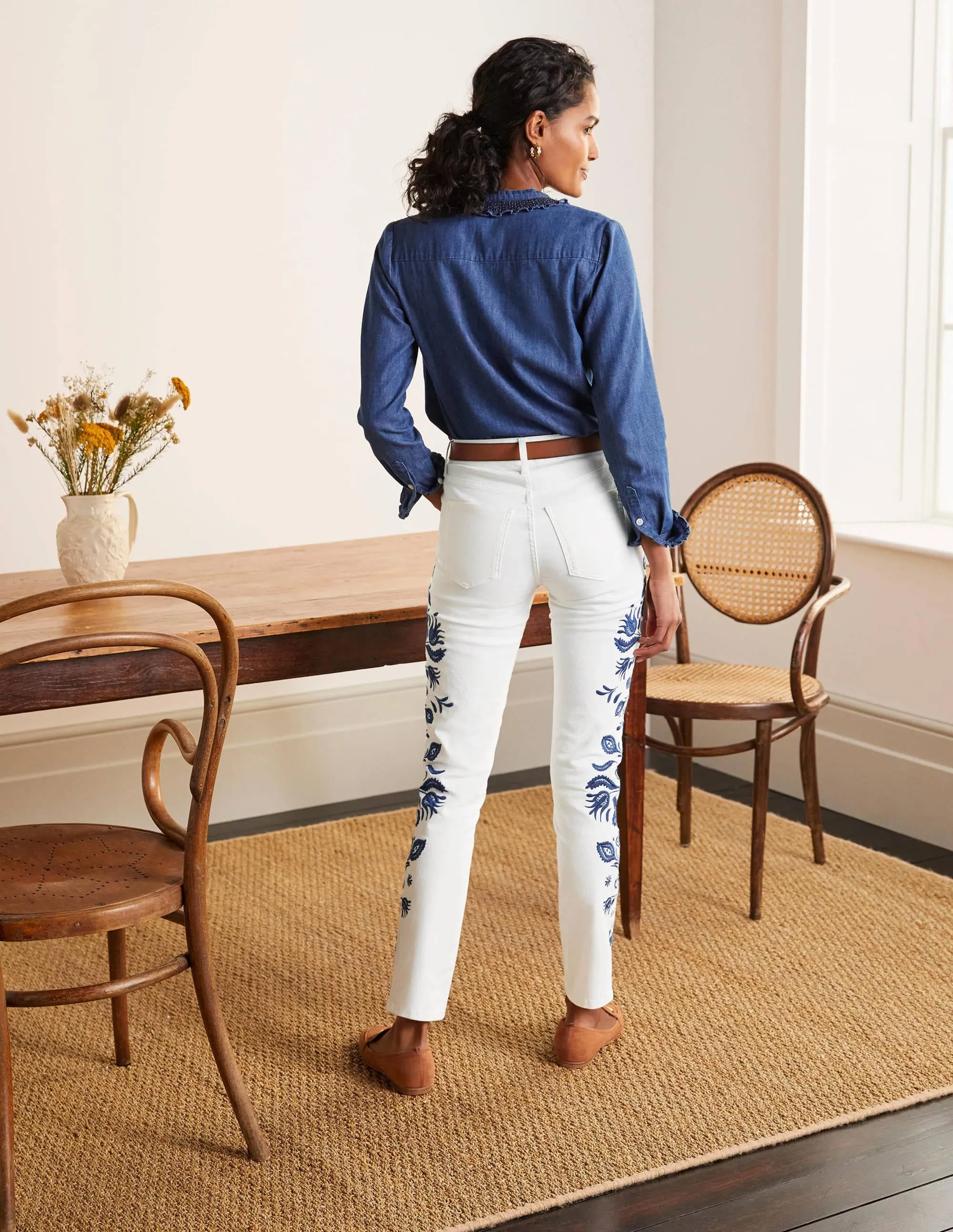 Girlfriend Jeans-White Embroidered
