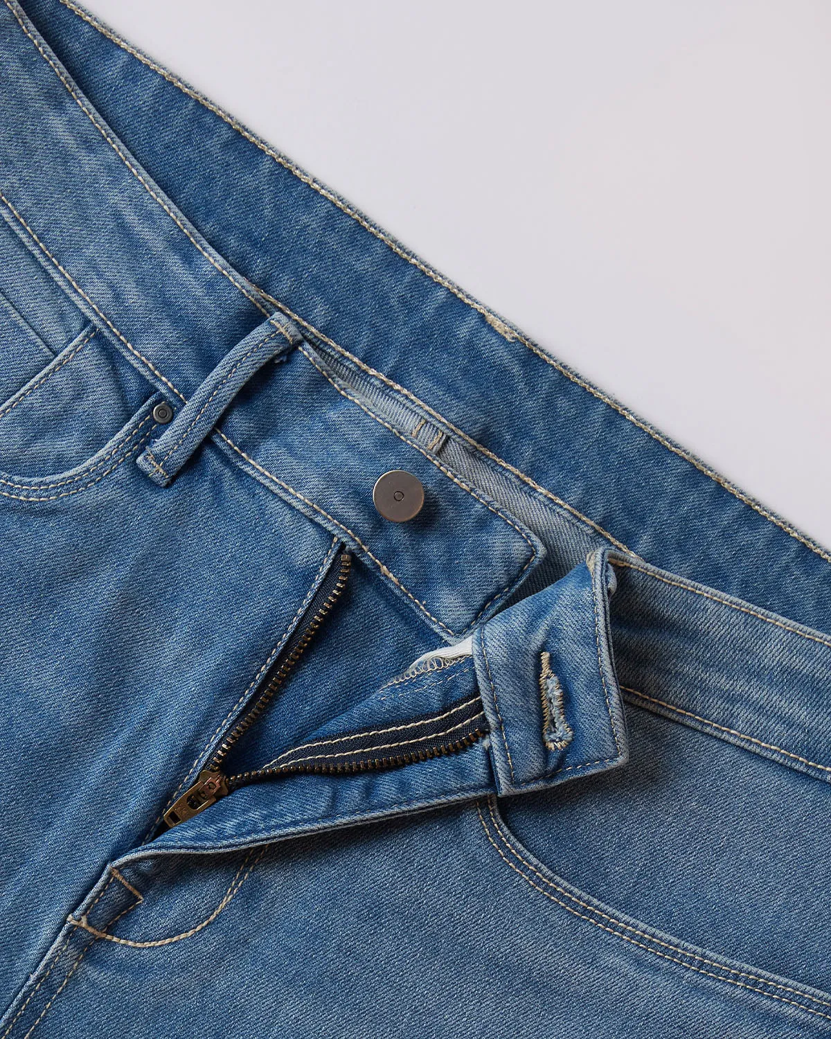 Heirloom Blue Stretch Jeans - Light Blue