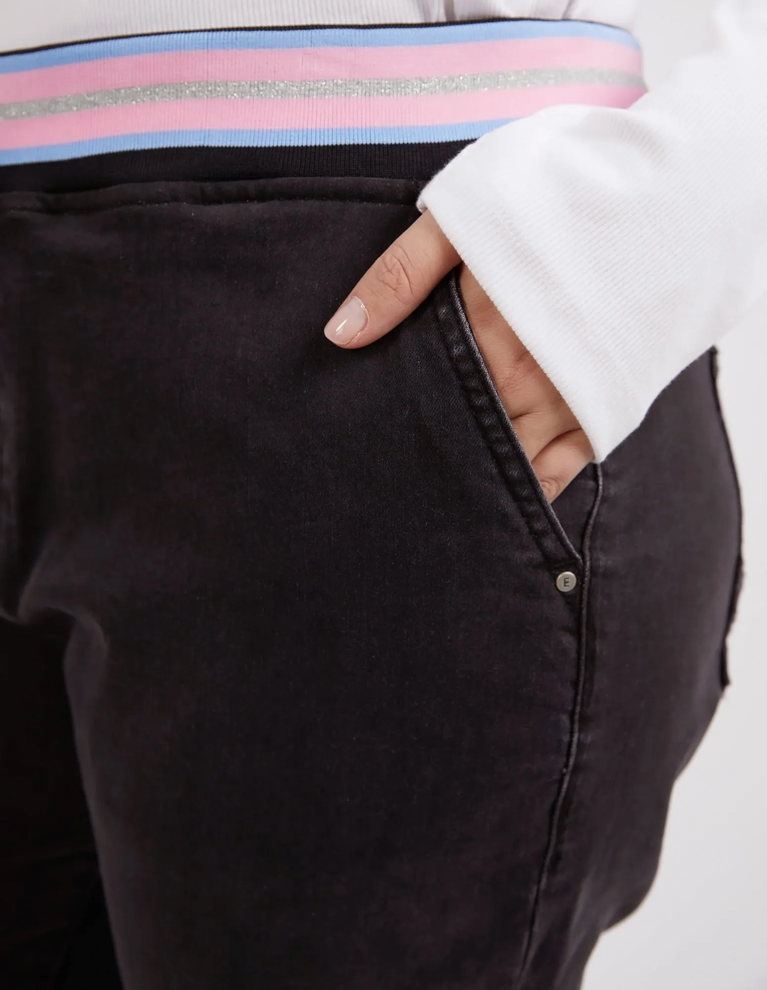 Melody Denim Jogger Washed Black