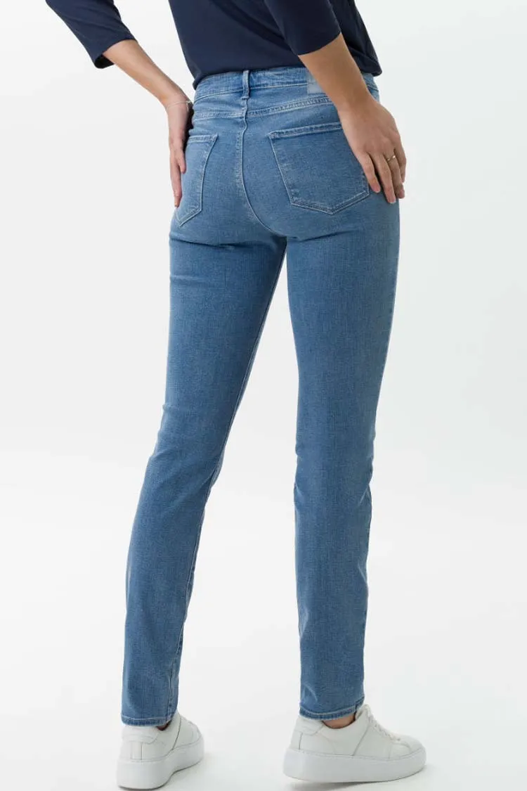 Shakira Jeans in Used Light Blue