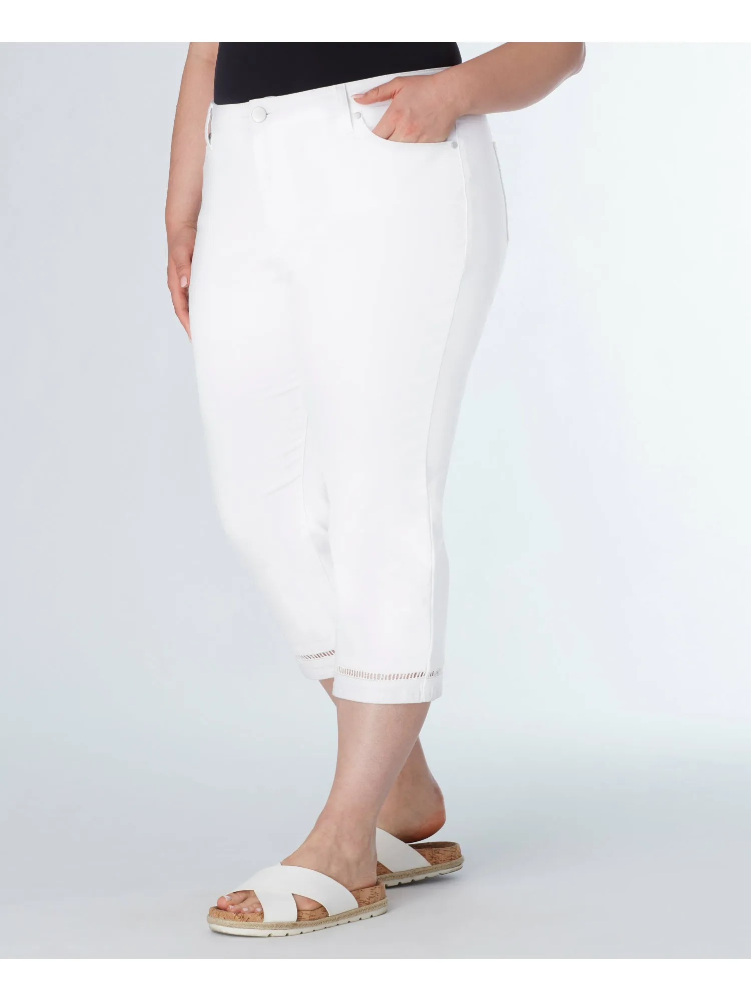 Signature Capri With Crochet Detail - Plus