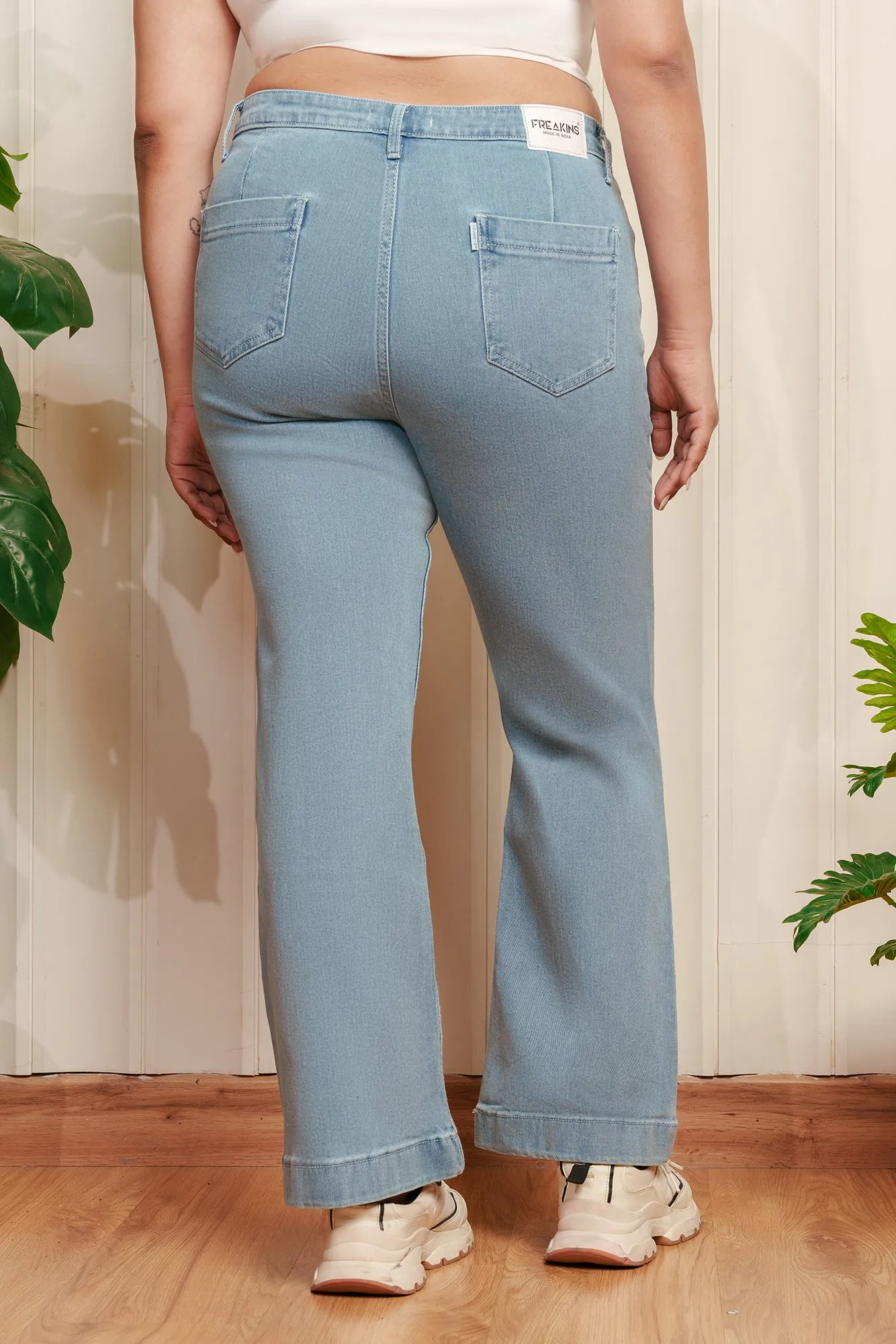 Squat Sis Curve Bootcut Jeans