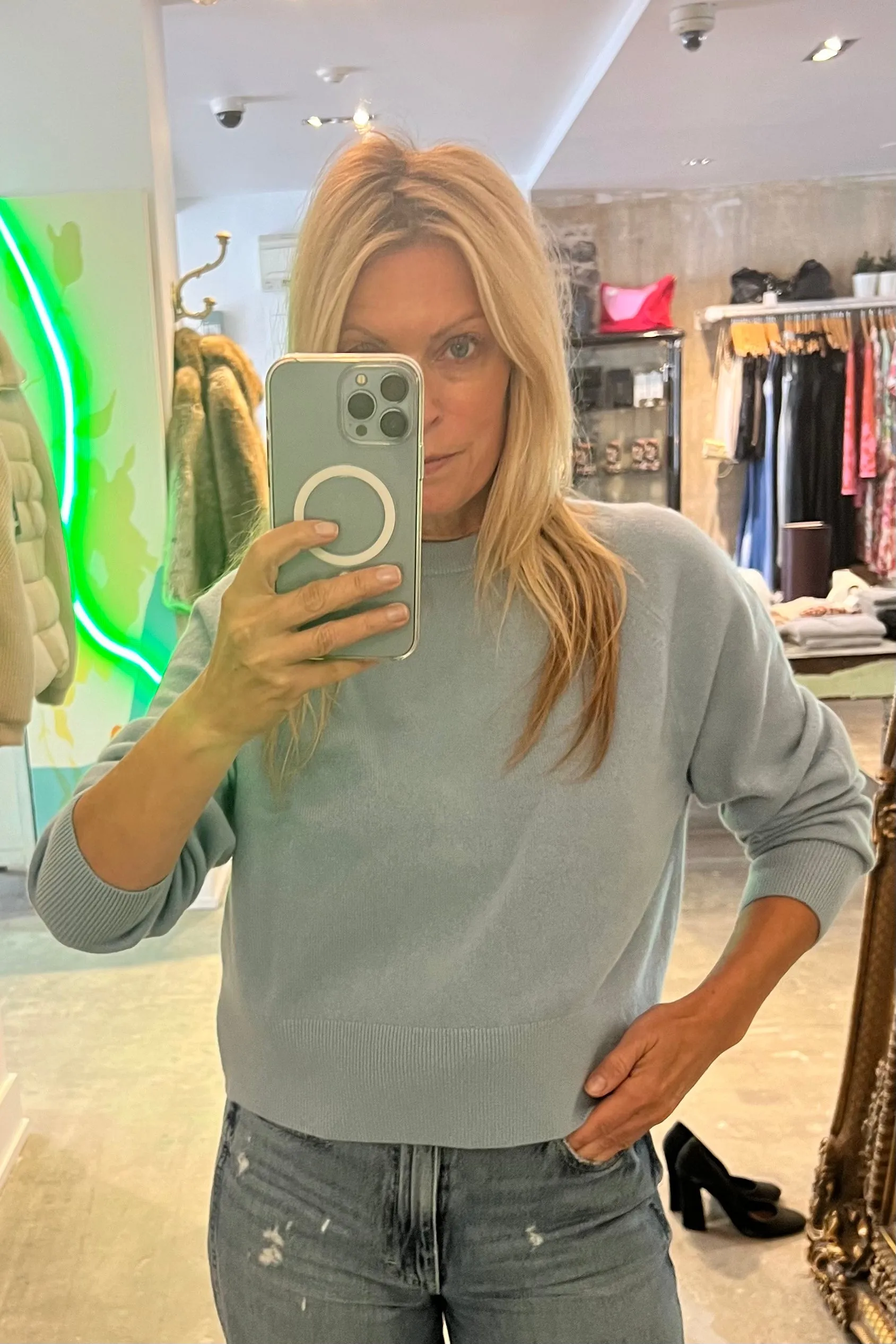 White   Warren - Cashmere Easy Sweatshirt